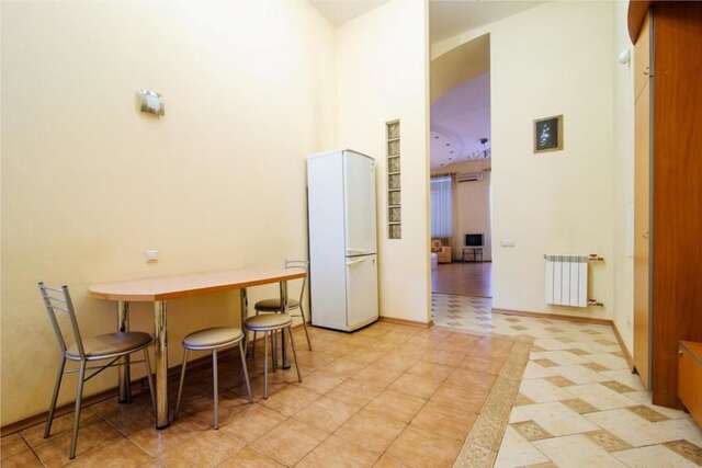 Апартаменты Apartment at the railway station Минск-86